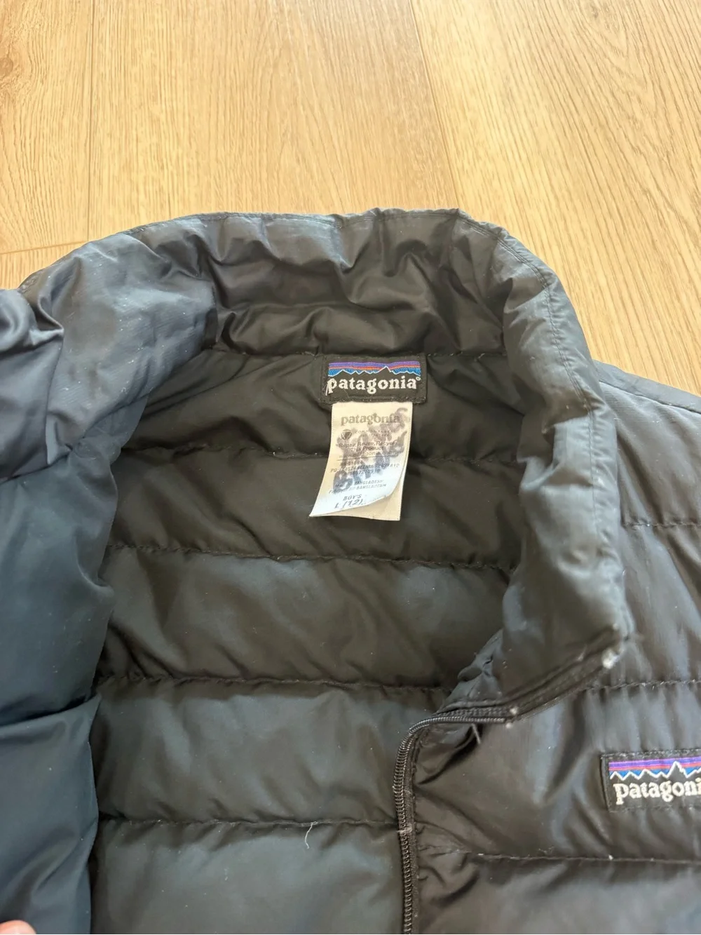 Patagonia kids Black Down Puffer Jacket size 12